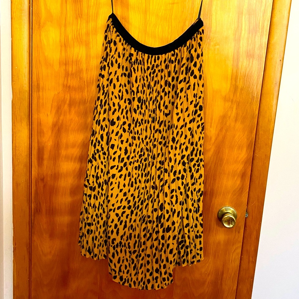 Tahari Cheetah Skirt